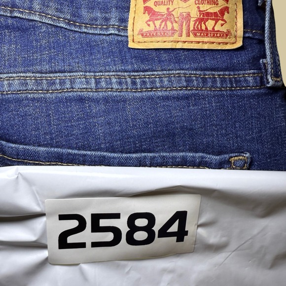 Levi's 725 High Rise Bootcut Jeans Women's Size 31 Blue Denim Stretch Slim Fit - Picture 13 of 13